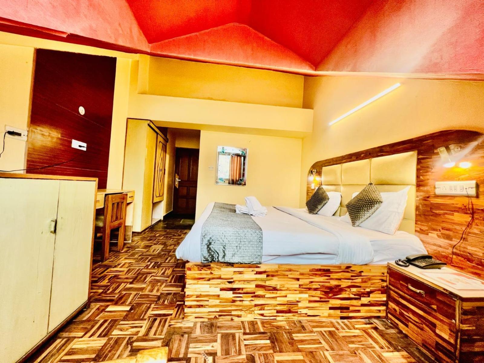Hotel Kalinga Grand - Luxury Comfort !! Travellers Delight !! Budget Friendly !! Prime Location !! Guest Favourite Manali  Ngoại thất bức ảnh
