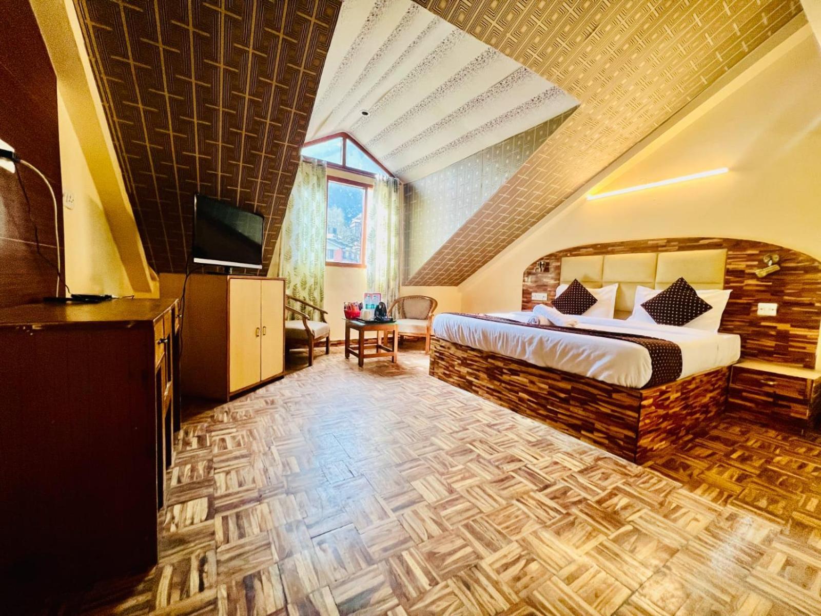 Hotel Kalinga Grand - Luxury Comfort !! Travellers Delight !! Budget Friendly !! Prime Location !! Guest Favourite Manali  Ngoại thất bức ảnh